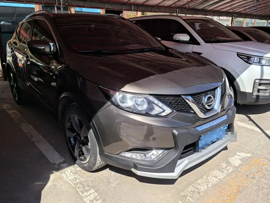 Nissan Qashqai 2016 2.0L CVT Luxury Edition