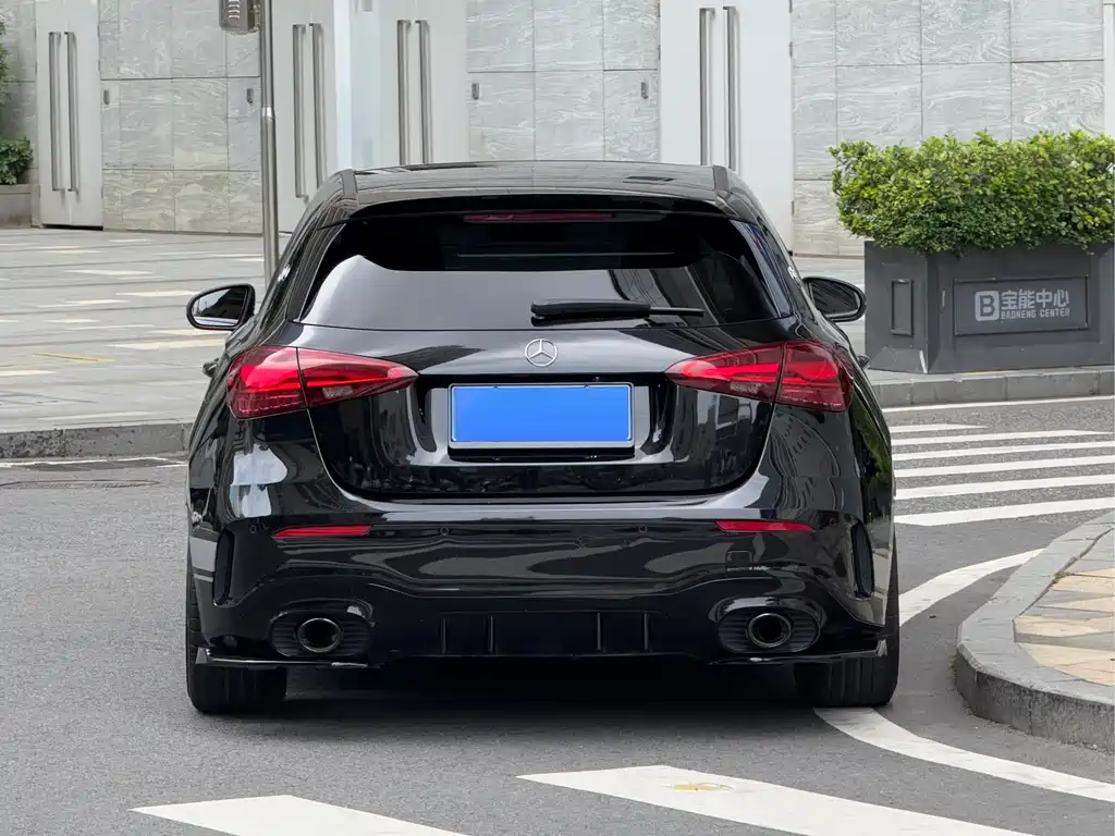Mercedes-Benz A-Class AMG 2024 AMG A 35 4MATIC