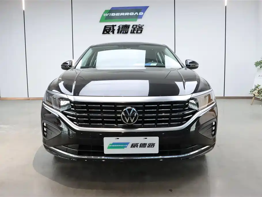 Volkswagen Passat 2025 380TSI Longteng Edition