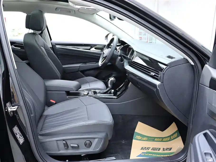 Volkswagen Passat 2025 380TSI Longteng Edition