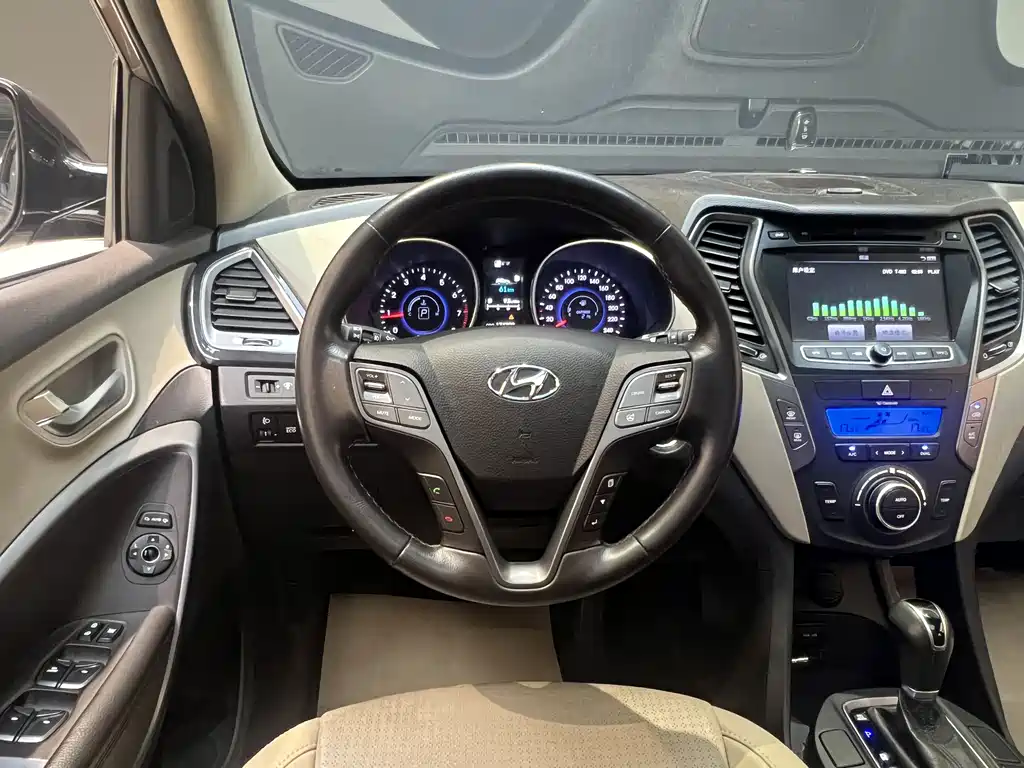 Santa Fe 2013 2.4L AWD Premium