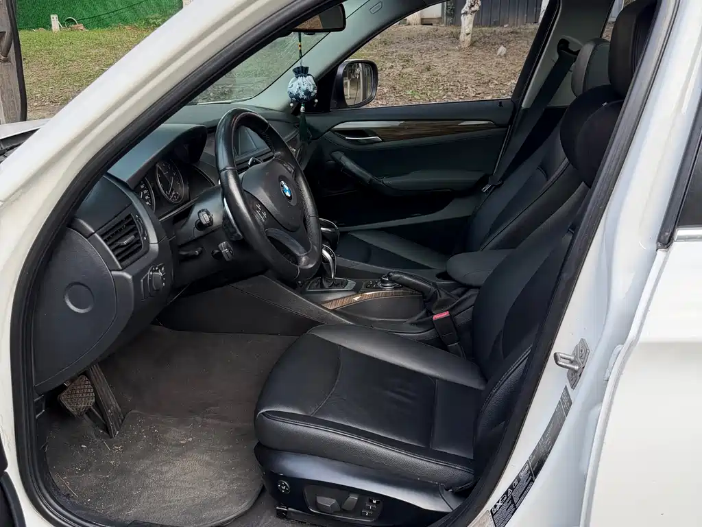 BMW X1 2012 xDrive28i Luxury