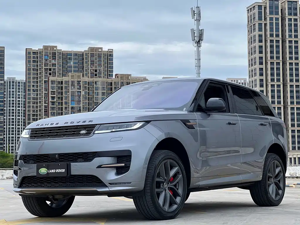 Range Rover Sport 2025 400PS Dynamic SE