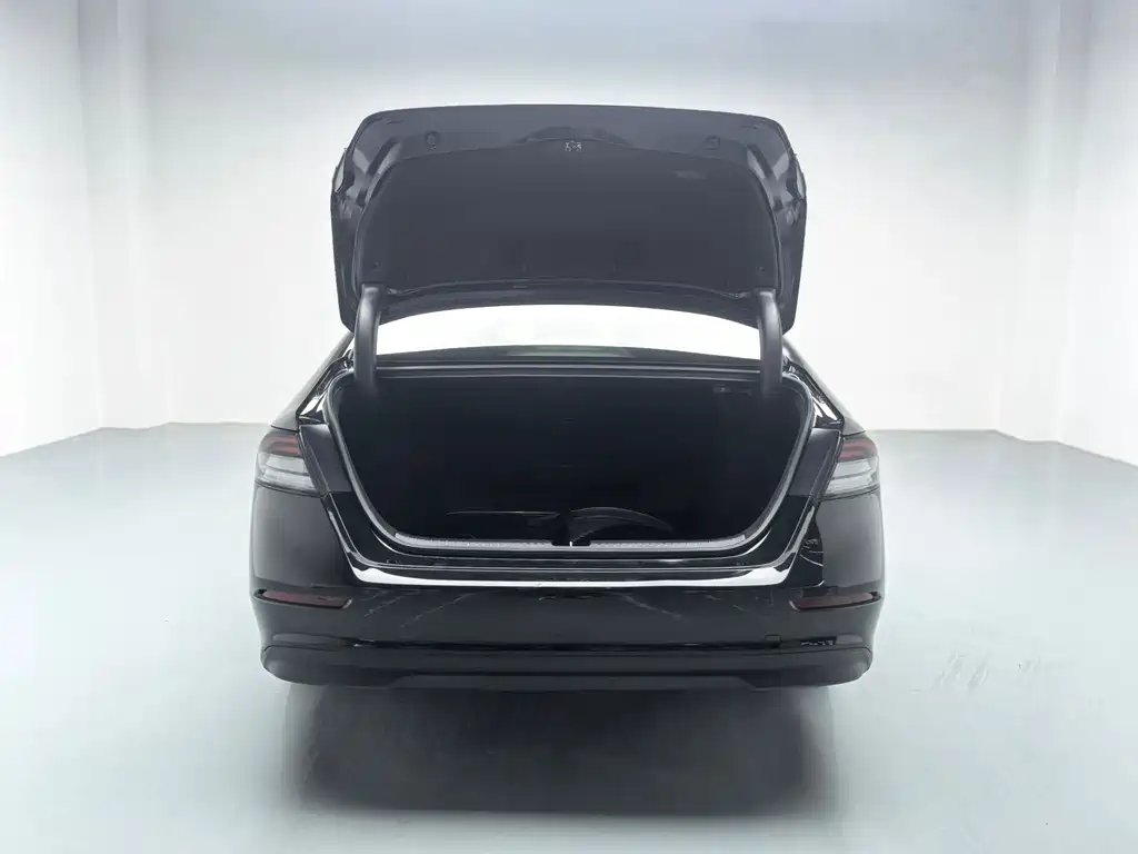 Honda Accord 2025 260TURBO Luxury Edition
