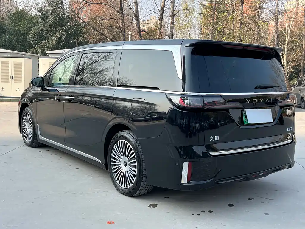 Voyah Dreamer 2025 PHEV AWD Flagship Kunpeng Edition