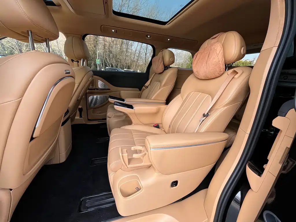Voyah Dreamer 2025 PHEV AWD Flagship Kunpeng Edition