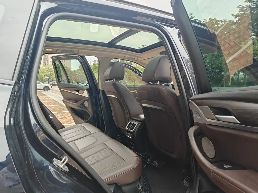 BMW X3 2022 LCI II xDrive30i Leading Edition M Sport Night Package