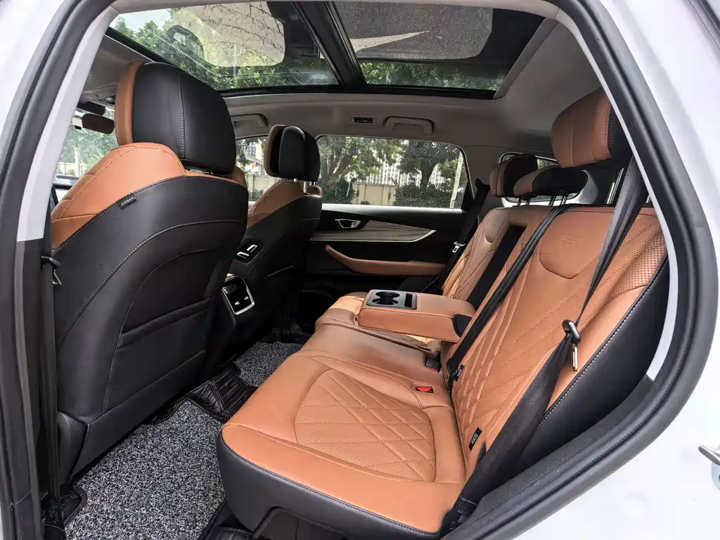 Chery Tiggo 8 PLUS 2022 290TGDI DCT Luxury Edition+