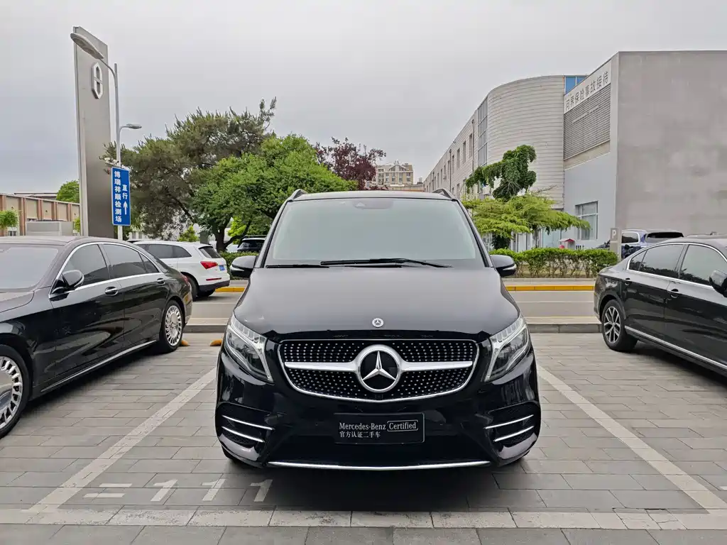 Mercedes-Benz V-Class 2021 V 260 L Long Wheelbase Luxury Edition