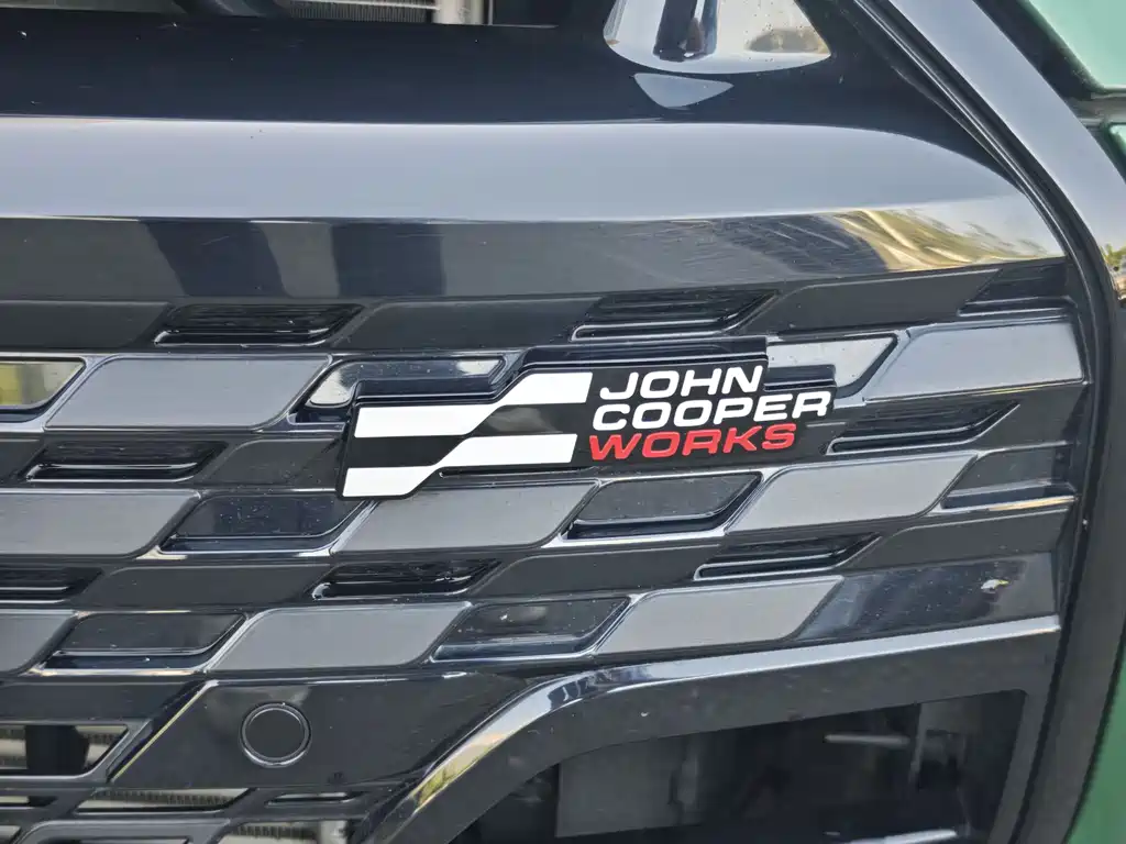 MINI John Cooper Works 2025