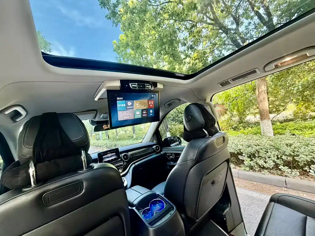 Mercedes-Benz V-Class 2018 V 260 L Luxury Extended Edition China VI