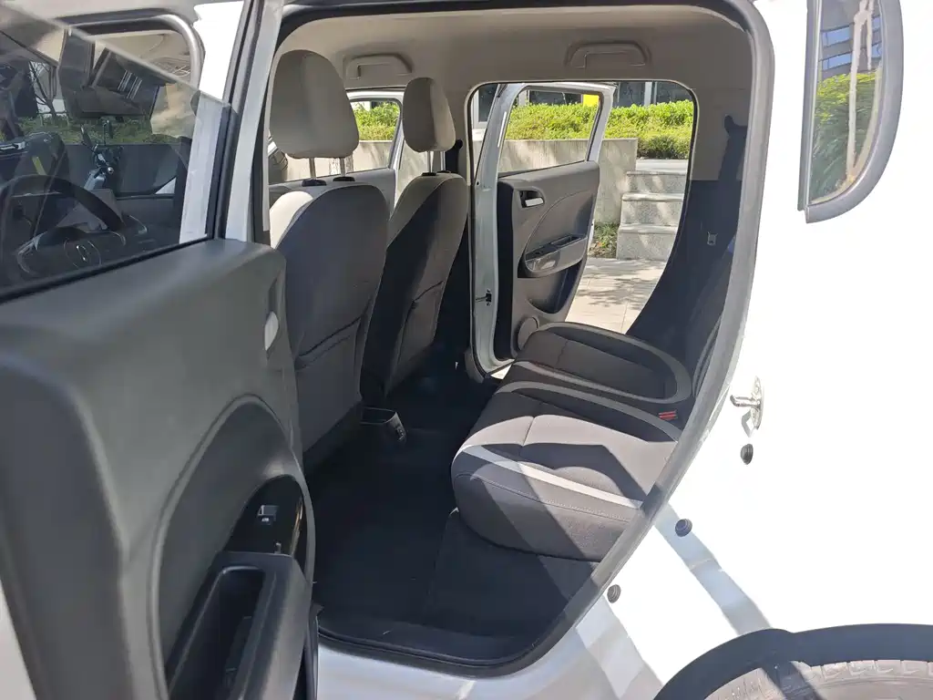 ORA White Cat 2022 Upgraded Edition 305km Luxury NCM