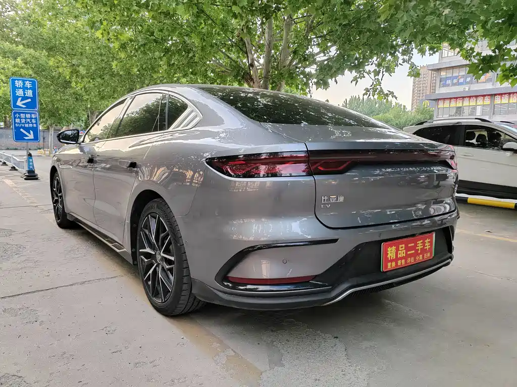 Han 2022 EV Genesis Edition 610km AWD Premium