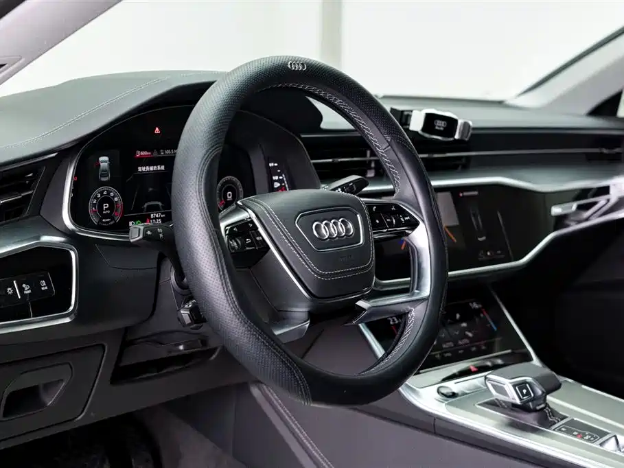 Audi A7L 2024 45 TFSI Luxury
