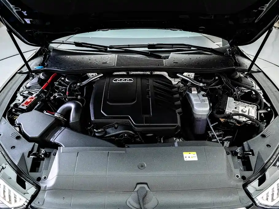 Audi A7L 2024 45 TFSI Luxury