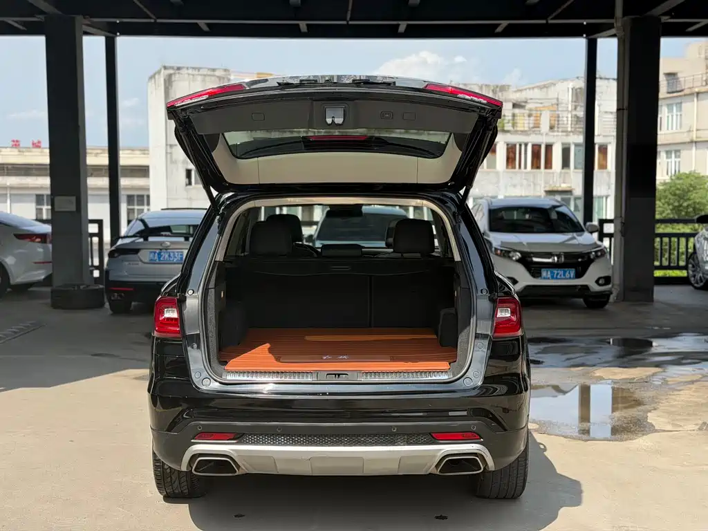 Hongqi HS7 2021 2.0T DCT 2WD Premium