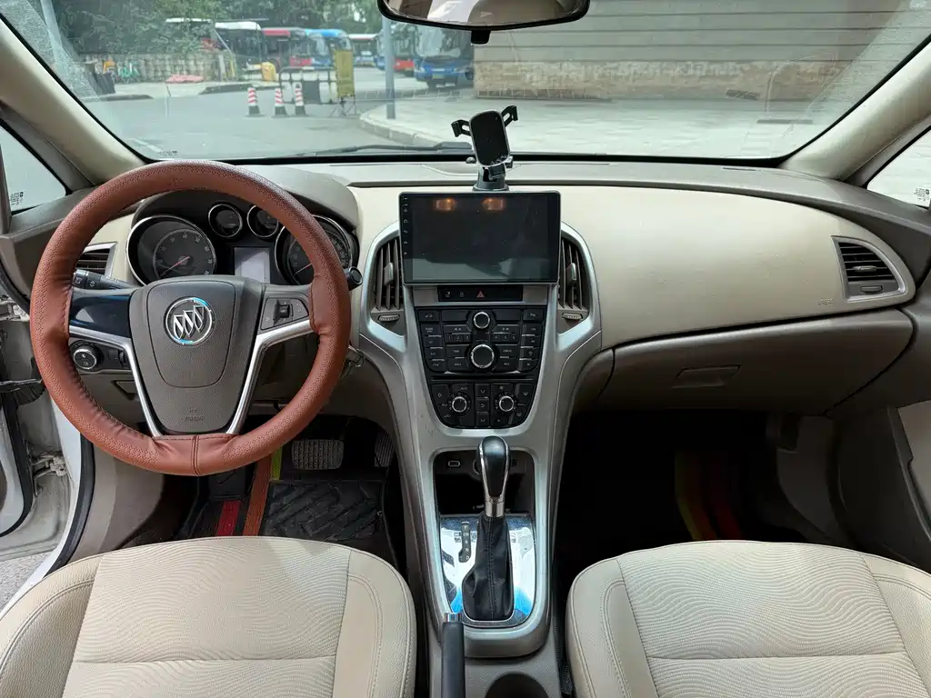 Buick Excelle GT 2013 1.6L Automatic Fashion Edition