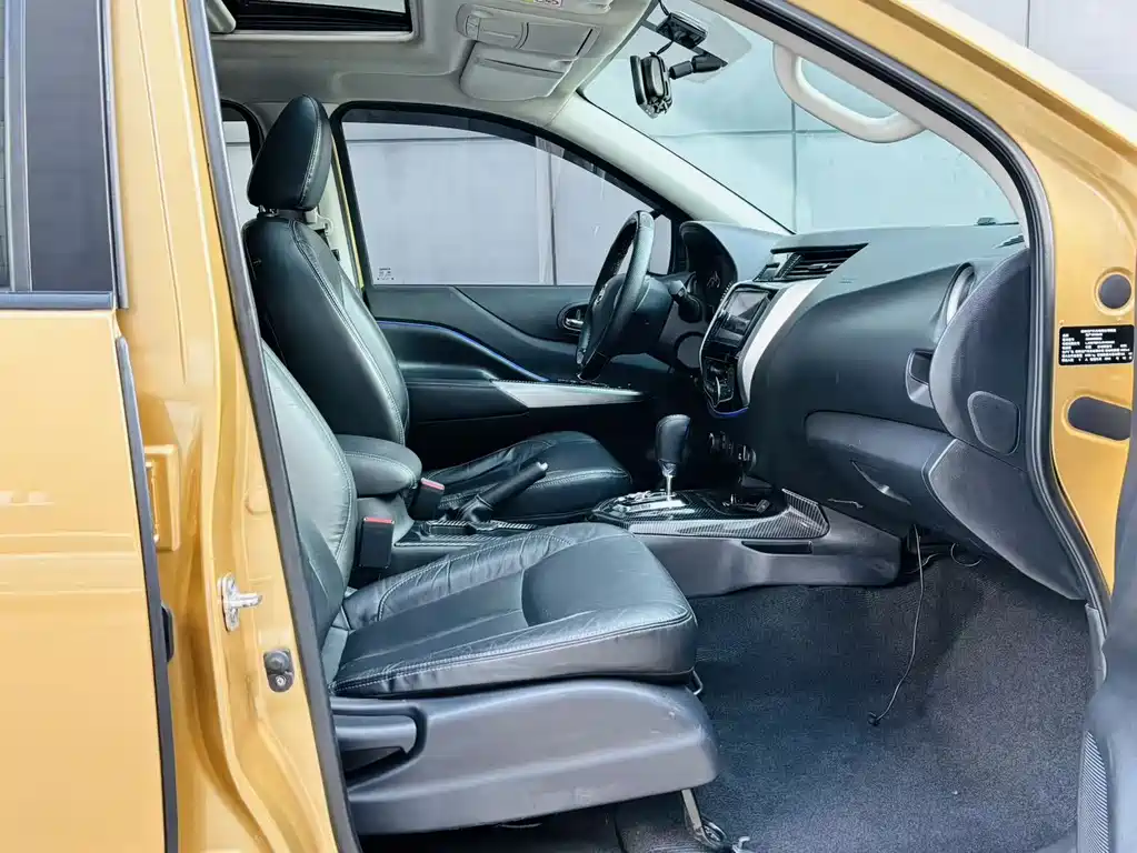 Nissan Terra 2018 2.5L Automatic 4WD Luxury Edition