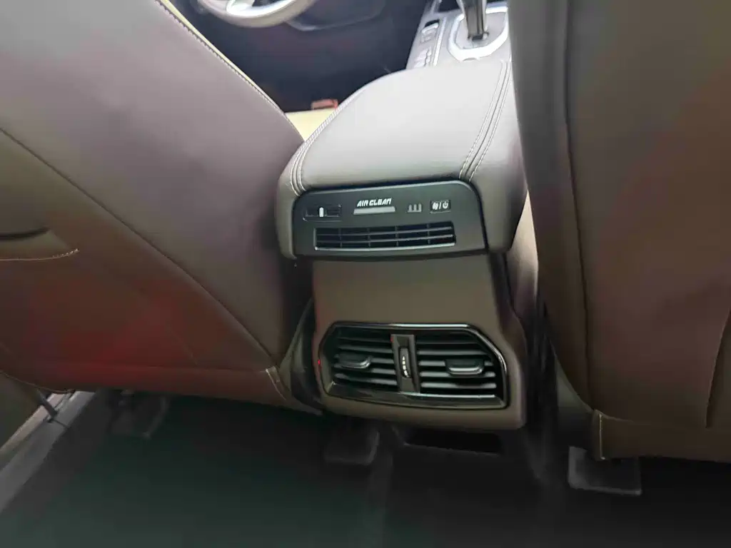 WEY VV6