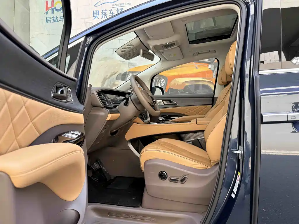 Denza D9 2022 DM-i 970 AWD Flagship