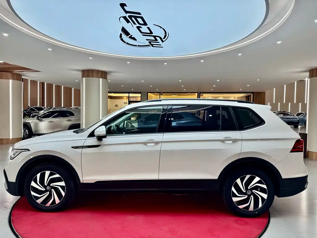 Tiguan L 2022 330TSI Automatic FWD Comfort Edition