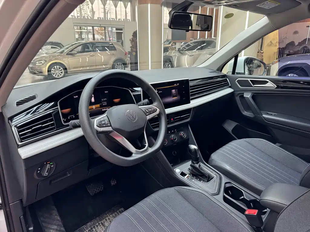 Tiguan L 2022 330TSI Automatic FWD Comfort Edition