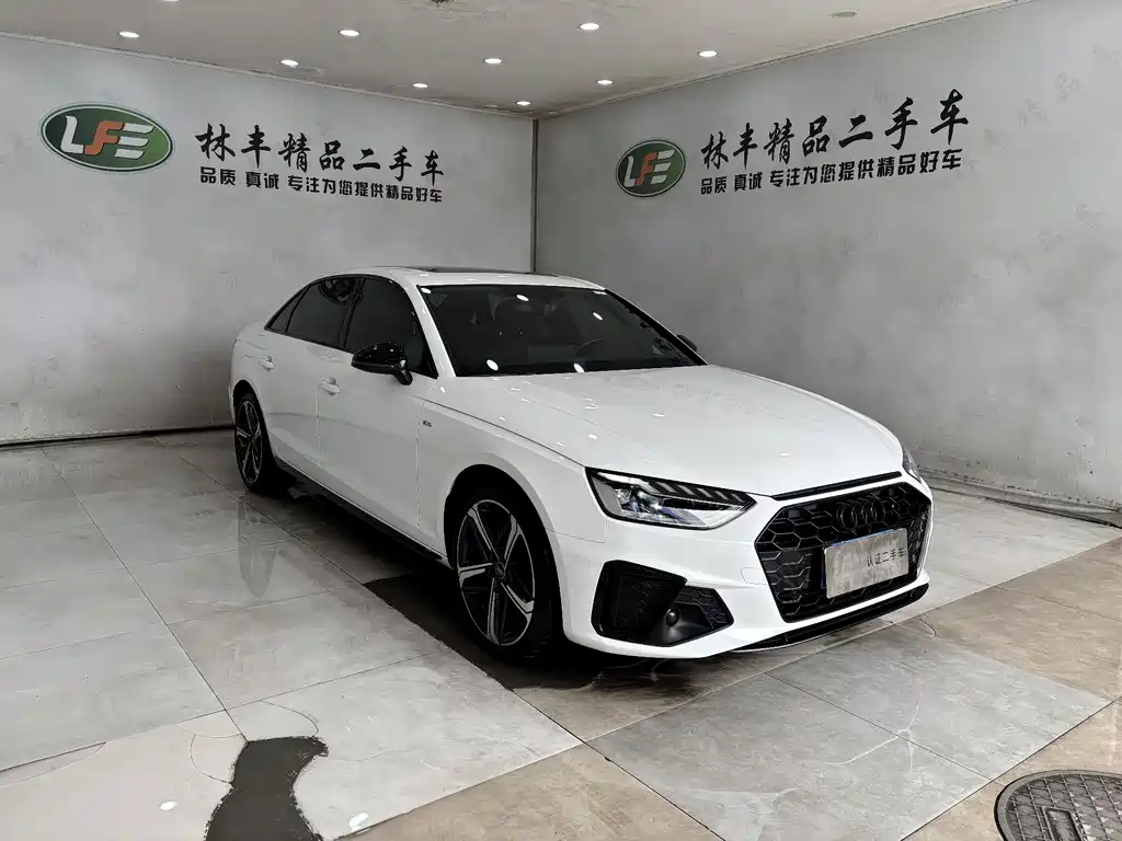 Audi A4L 2024 40 TFSI Luxury Dynamic Edition