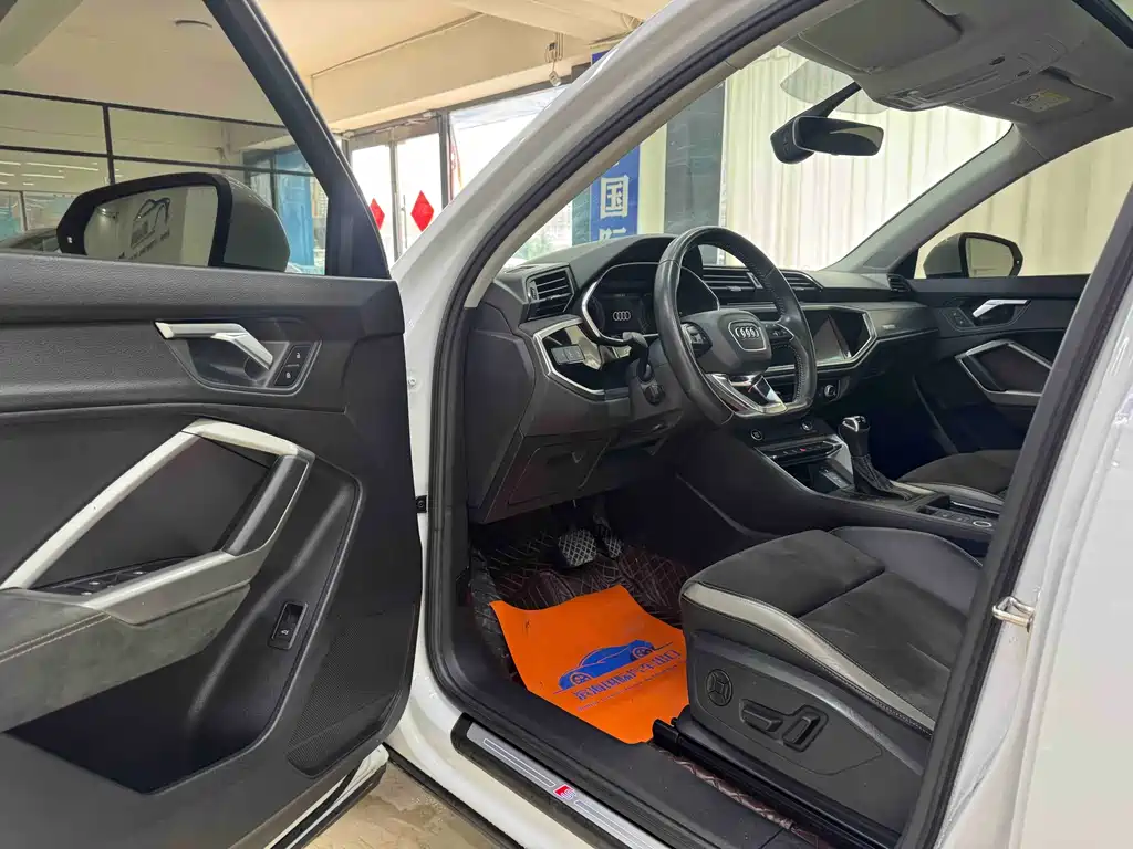 Audi Q3 2022 35 TFSI Fashion Dynamic