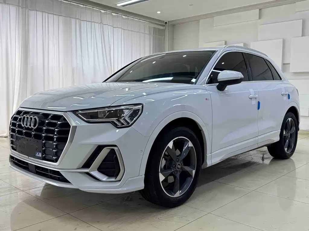 Audi Q3 2022 35 TFSI Fashion Dynamic