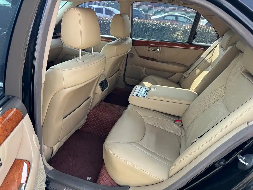 Lexus LS 430