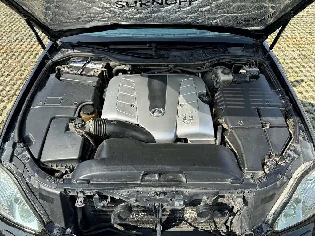 Lexus LS 430