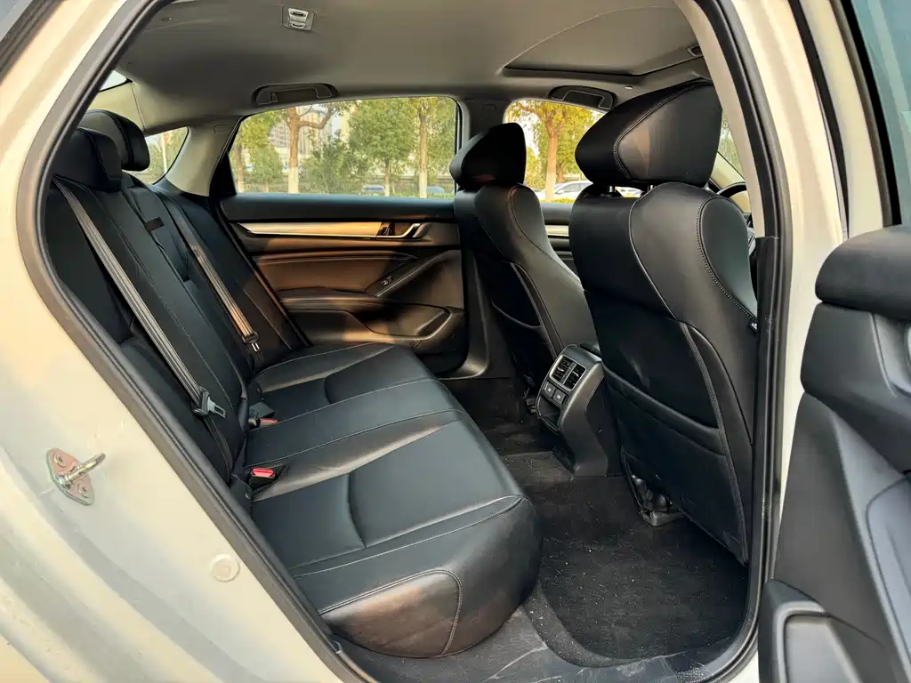 2022 Honda Accord Hybrid 2.0L Sharp Leading Edition