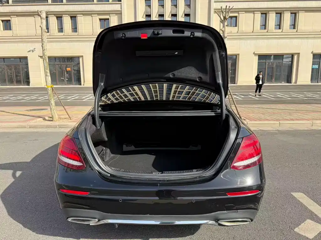 Mercedes-Benz E-Class 2020 E 260 L Sport