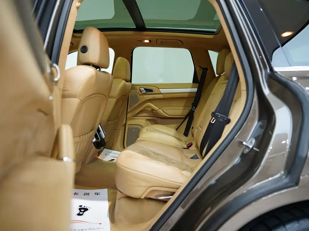 Porsche Cayenne GTS 4.8L 2012