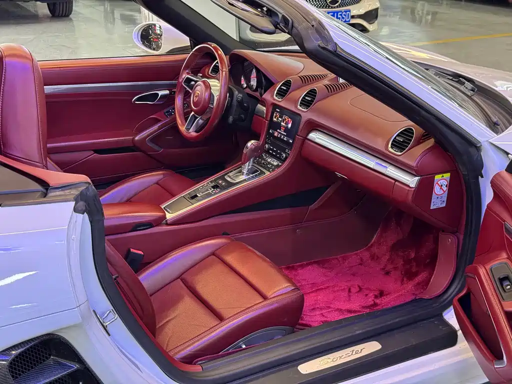 Porsche 718 Boxster 2.0T