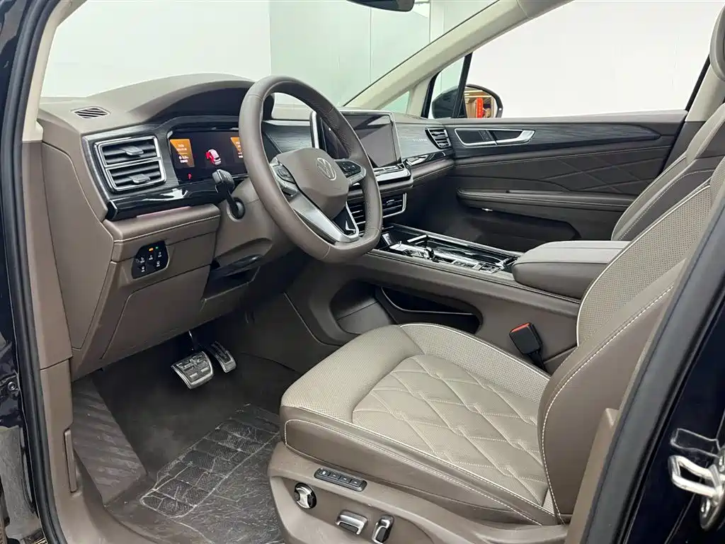 Viloran 2024 380TSI Prestige Edition