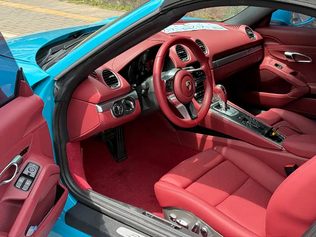 Porsche 718 Boxster 2.0T 2020