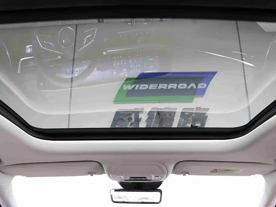Buick Envision Plus 2025 28T FWD Platinum Edition