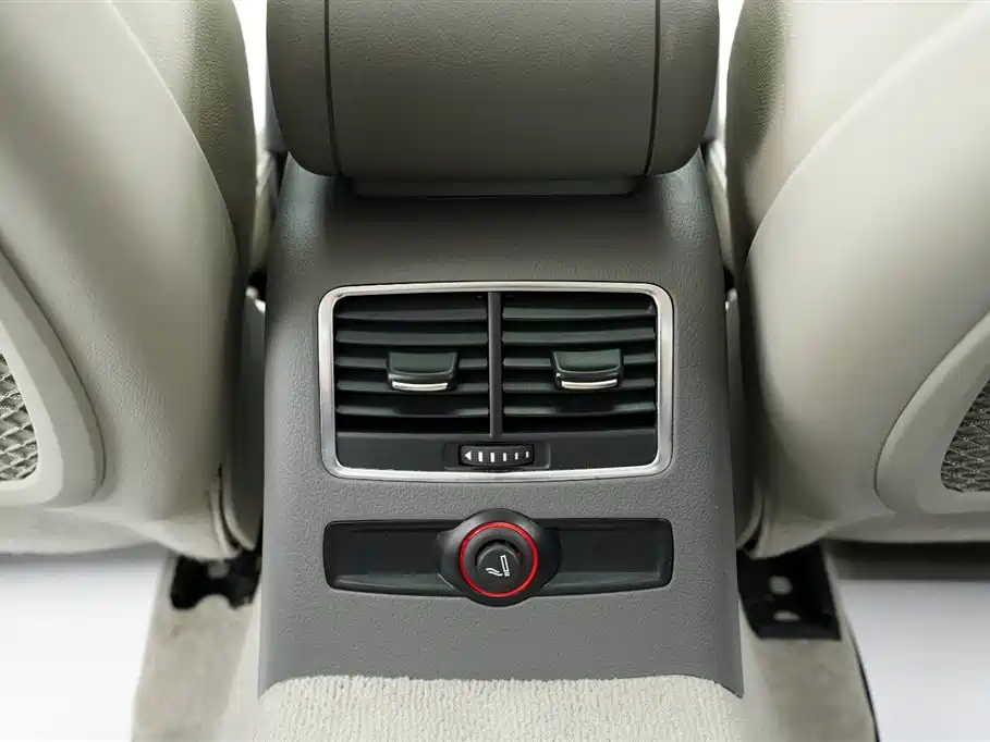 Audi A6L 2010 2.4L Technology Trim