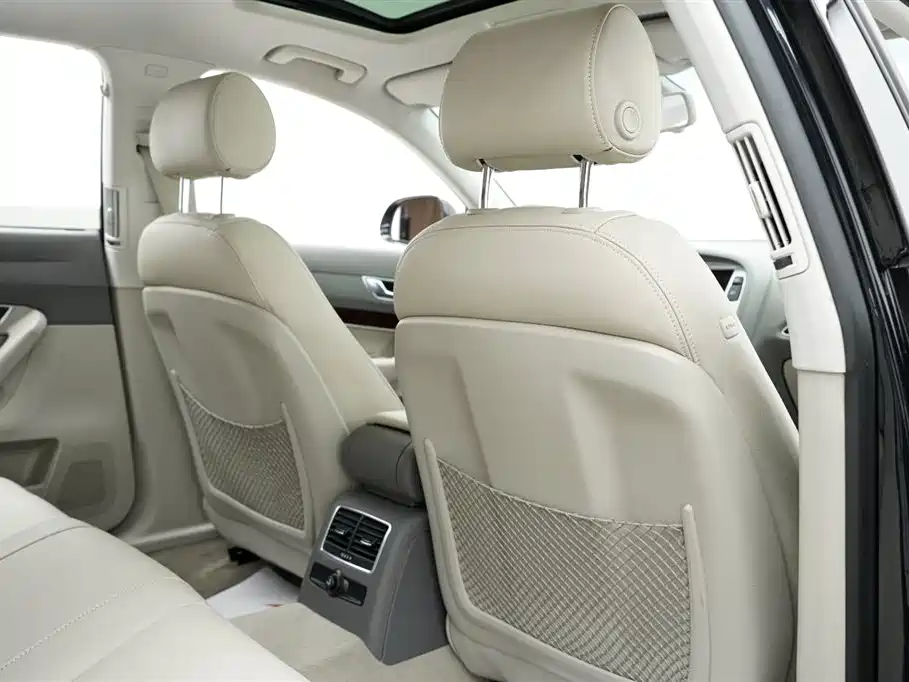 Audi A6L 2010 2.4L Technology Trim