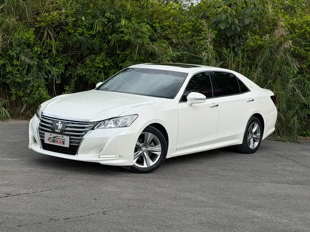 Toyota Crown 2015 2.0T Fashion Edition