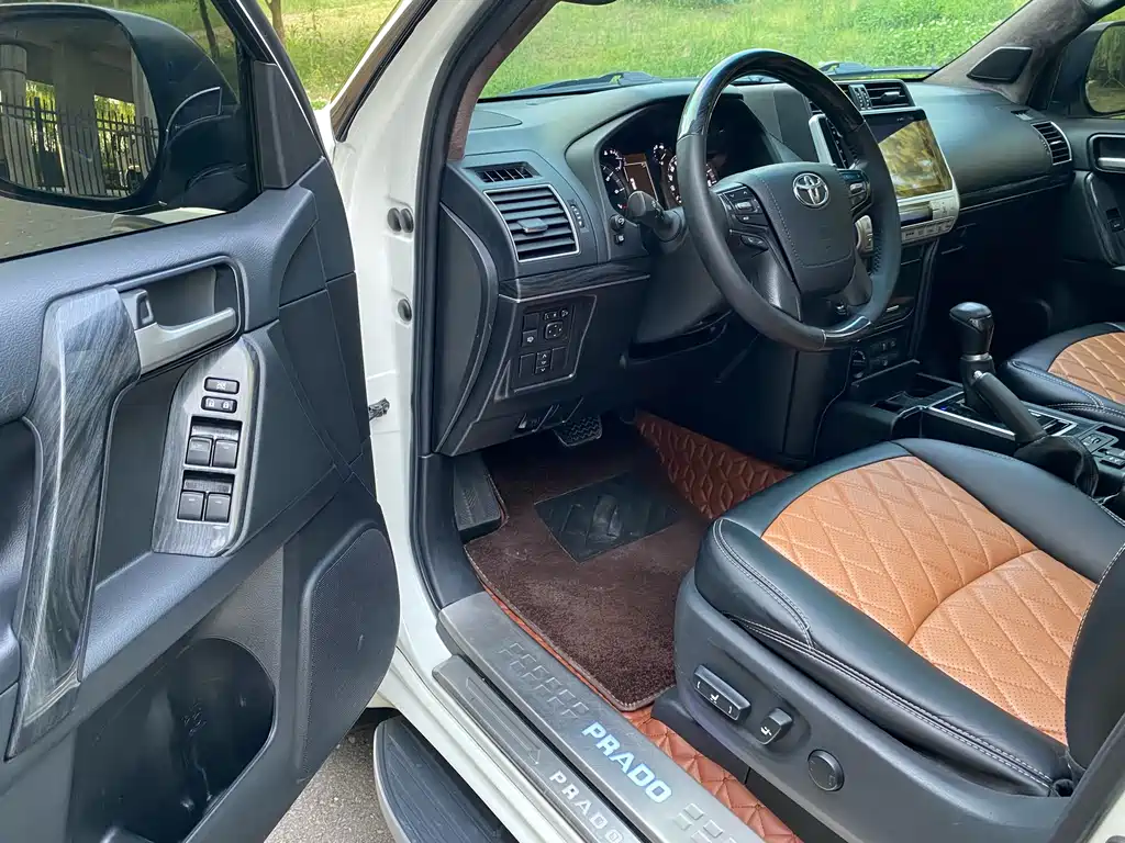 Prado 2018 3.5L Automatic TX-L Rear-Mounted Spare Tire