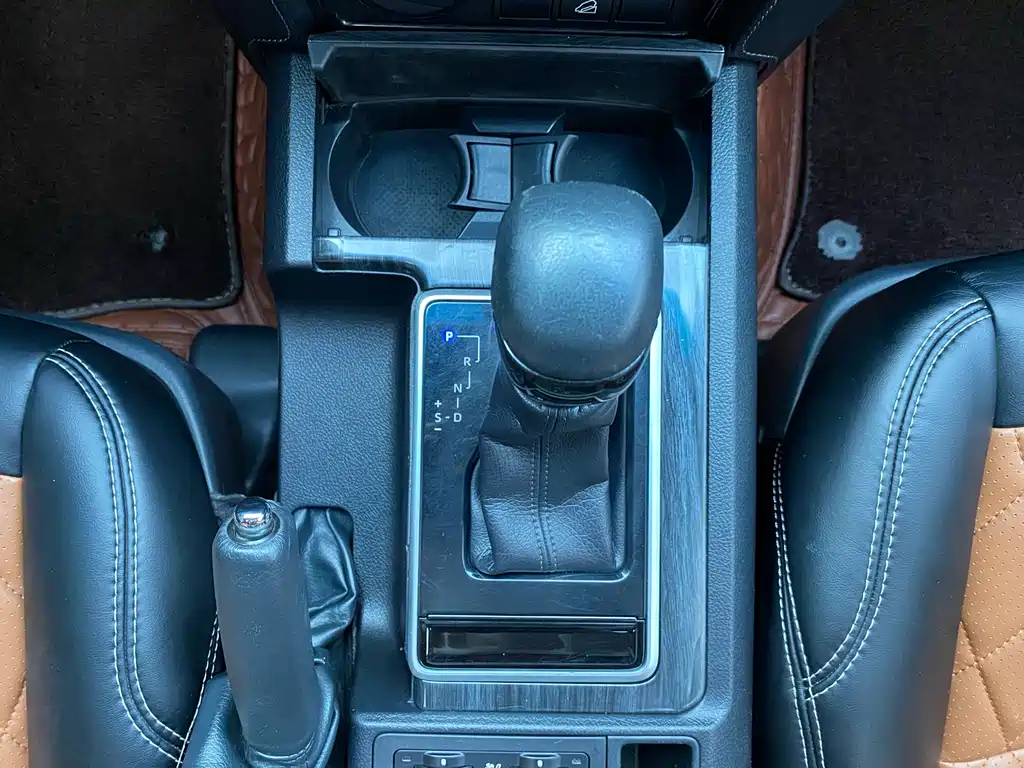 Prado 2018 3.5L Automatic TX-L Rear-Mounted Spare Tire