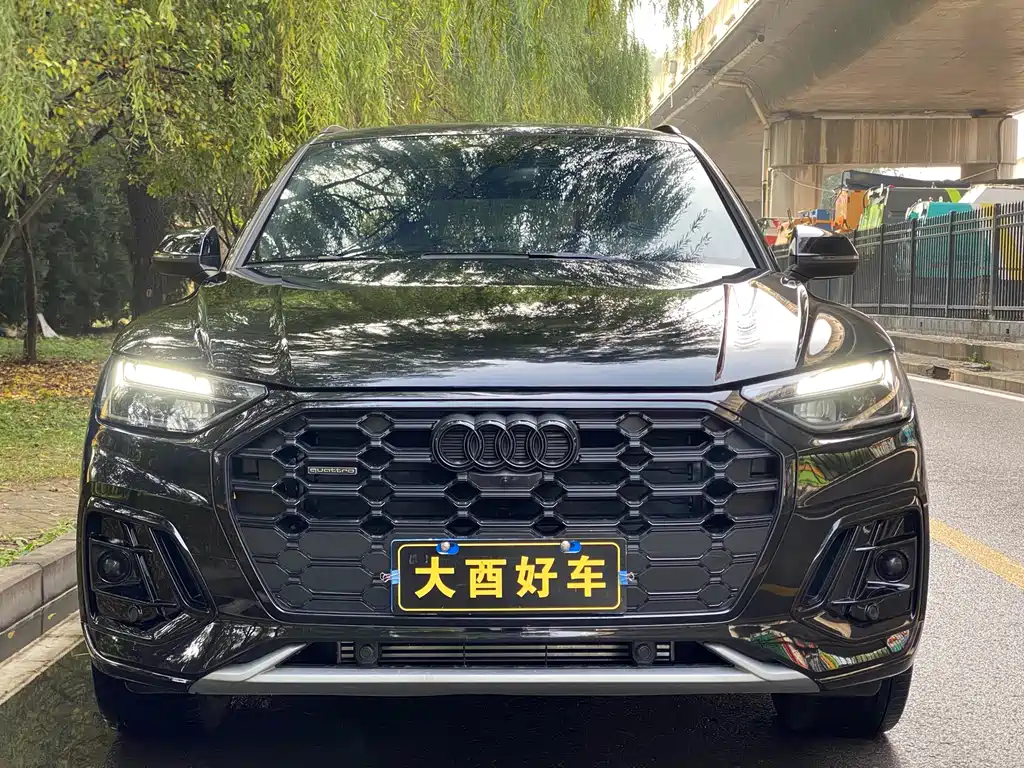 Audi Q5L 2024 45 TFSI Luxury Dynamic Edition