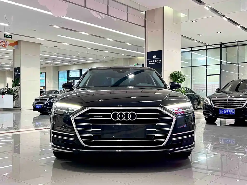 Audi A8L 2019 Facelift Plus 50 TFSI quattro Comfort