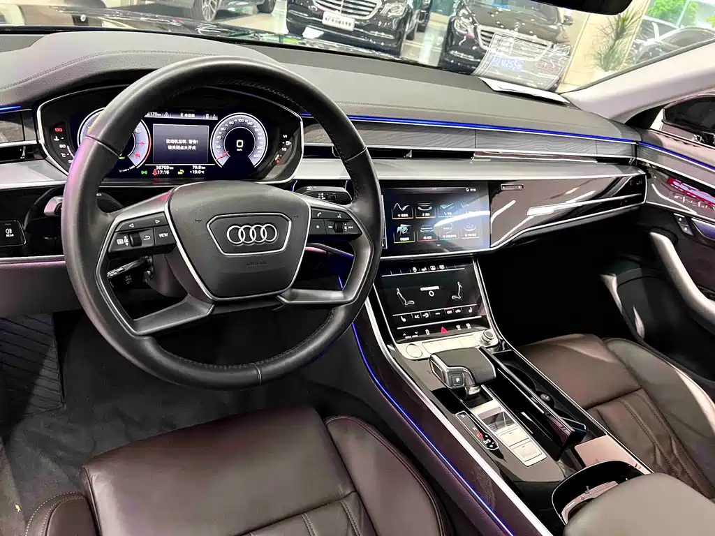 Audi A8L 2019 Facelift Plus 50 TFSI quattro Comfort