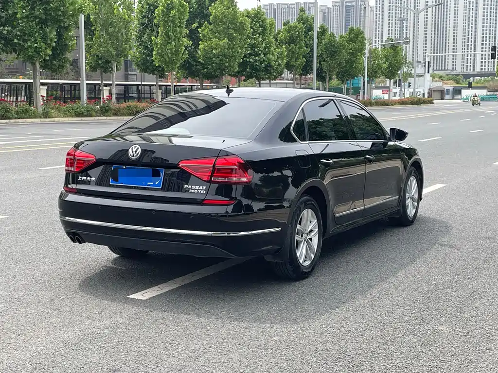 Passat 2017 330TSI DSG Zunrong Edition
