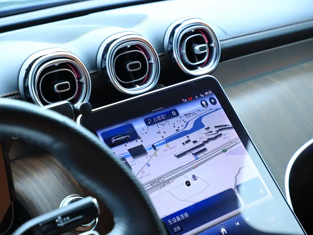 Mercedes-Benz GLC 300 L 4MATIC Dynamic 5-Seater 2024