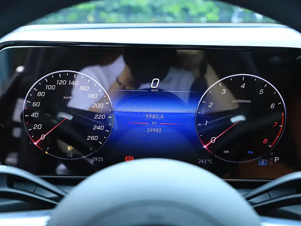 Mercedes-Benz GLC 300 L 4MATIC Dynamic 5-Seater 2024