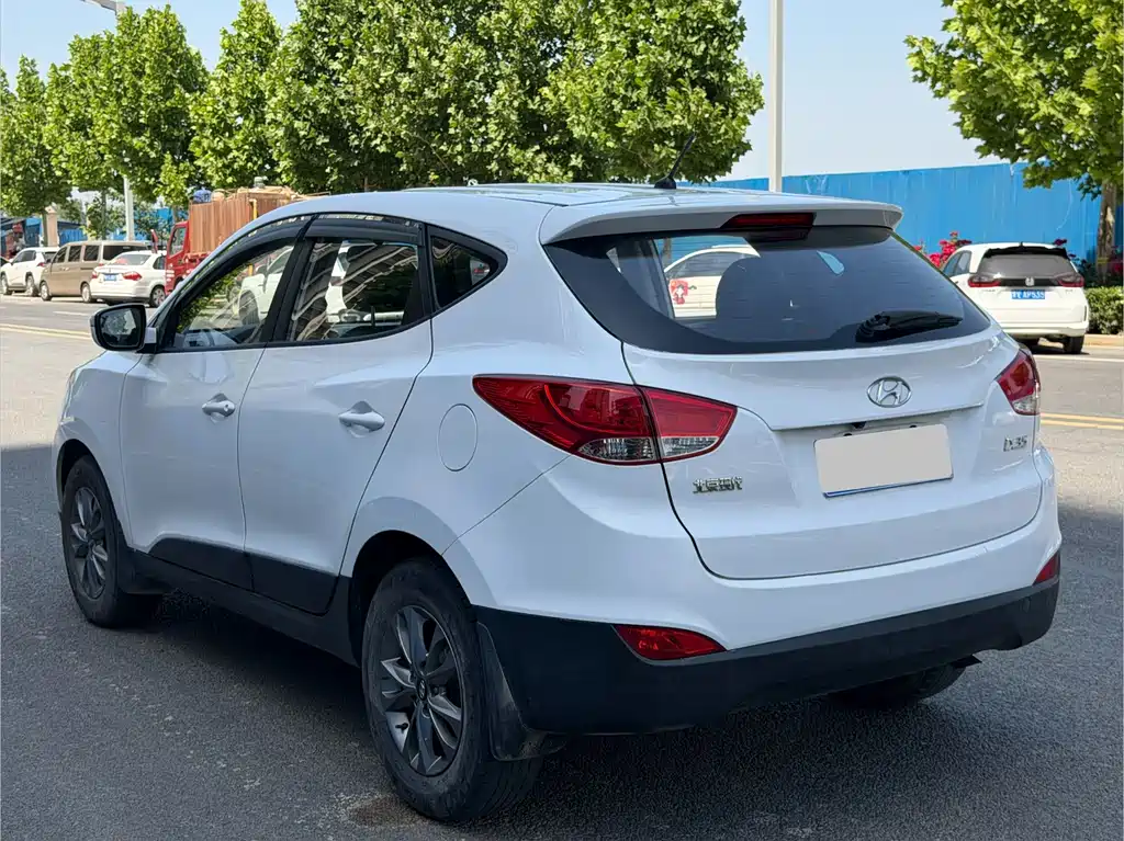 Hyundai ix35 2013 2.0L Manual 2WD Comfort GL China IV